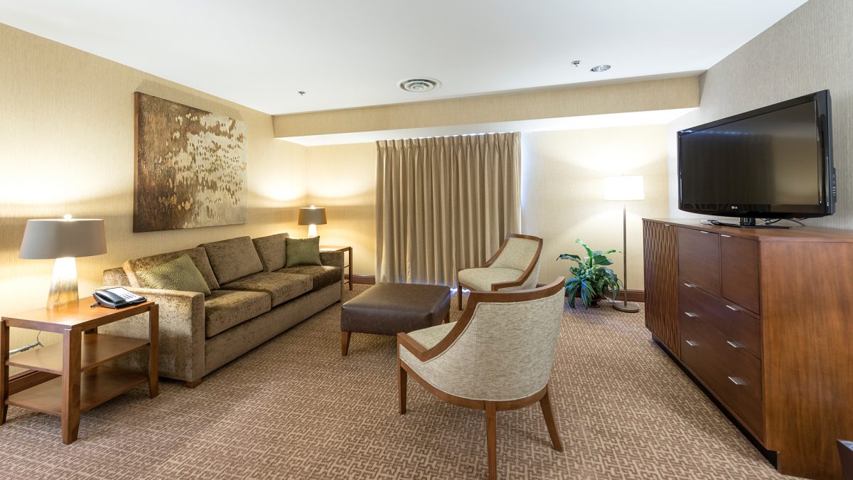 Executive King Suite – Chickasaw Retreat & Conference Center – Sulphur ...